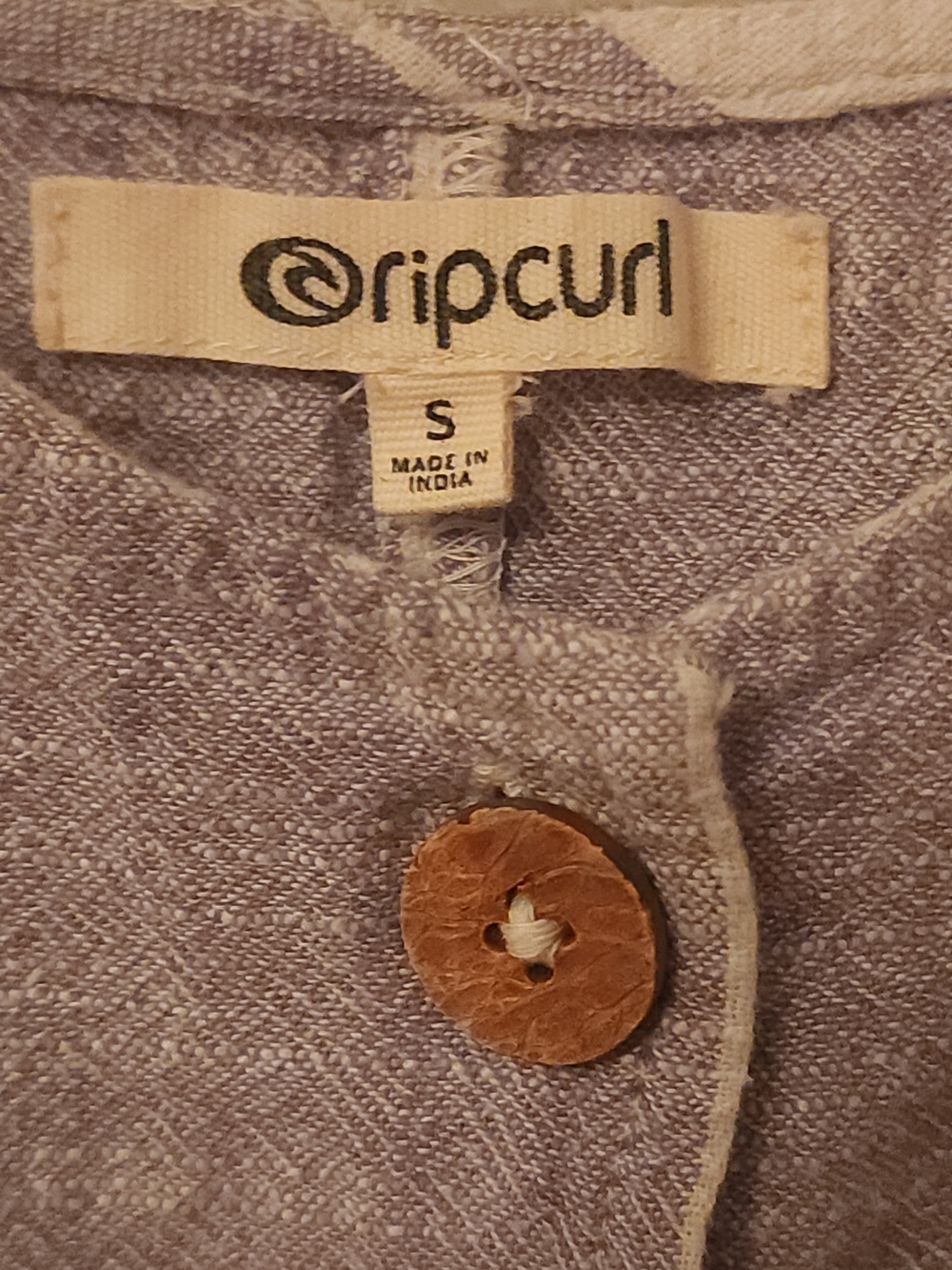 RIP CURL 🤙🏄♀️ Classic Surfer Print Bamboo Button up Linen Dress - Picture 3 of 11